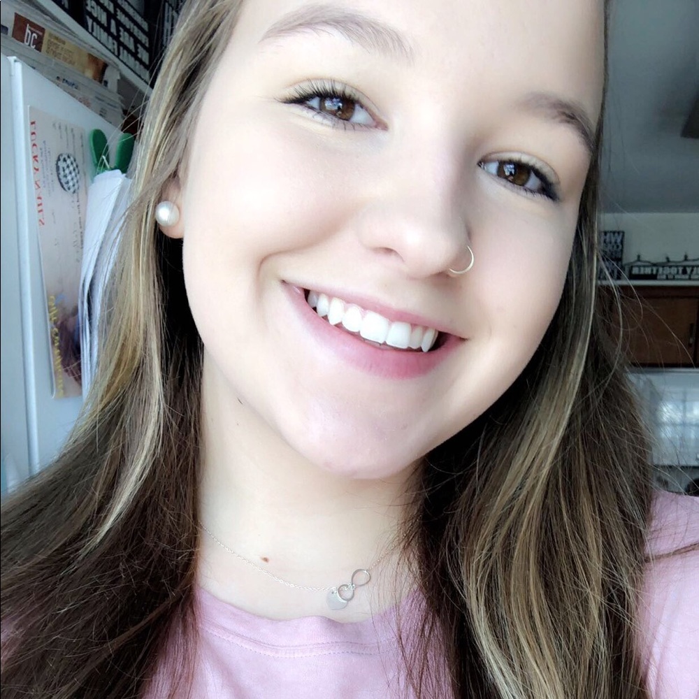 Meet your Posher, Lauryn